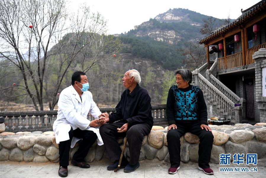 （新華全媒頭條&middot;小康圓夢(mèng)&middot;圖文互動(dòng)）（2）恢宏史詩(shī)耀千秋&mdash;&mdash;寫(xiě)在中國(guó)共產(chǎn)黨帶領(lǐng)中國(guó)人民全面建成小康社會(huì)之際