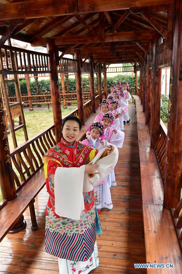 #CHINA-HUBEI-PRIMARY SCHOOL-OPERA EDUCATION (CN)