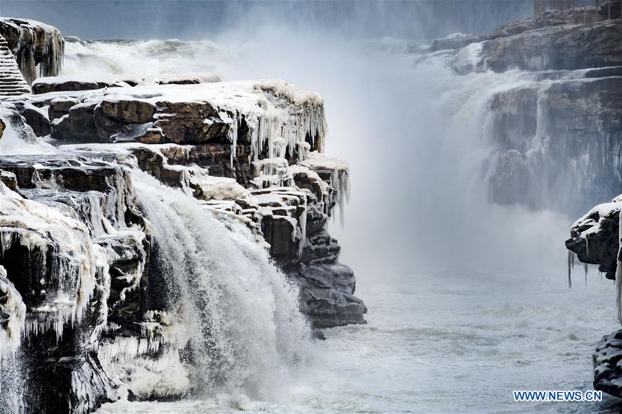 CHINA-SHAANXI-HUKOU WATERFALL-WINTER SCENERY (CN)