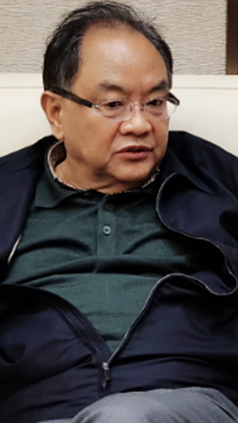 中央文史研究館館員、中國文聯(lián)原副主席、中國文藝評論家協(xié)會原主席、著名文藝評論家仲呈祥