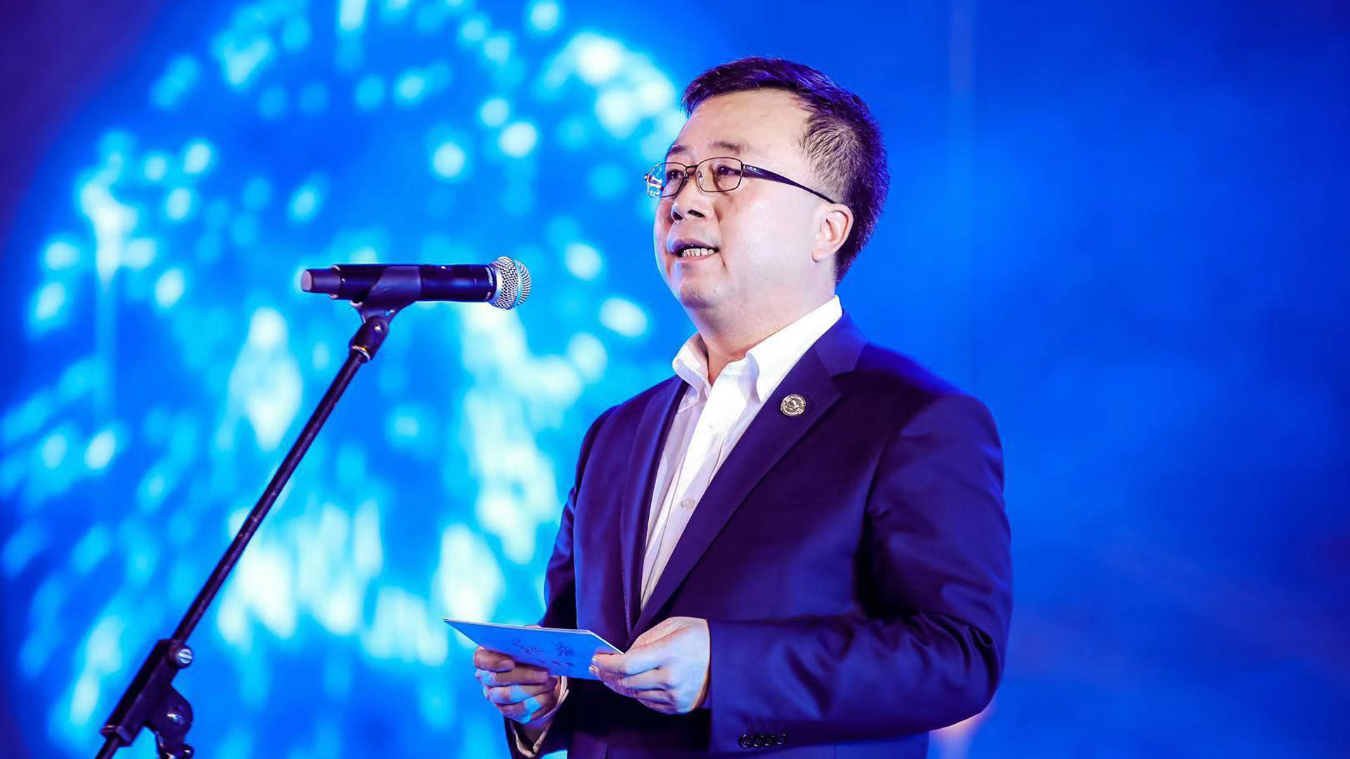 中國第一汽車集團(tuán)有限公司副總經(jīng)理王國強(qiáng)在海南博鰲舉行的2019中國企業(yè)家博鰲論壇&ldquo;民族品牌之夜&rdquo;活動(dòng)上致辭