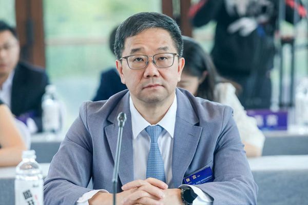 加快5G建設(shè)和應(yīng)用作用重大、意義深遠(yuǎn)