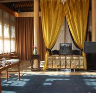 高級(jí)會(huì)所藏身故宮旁"寺廟"？