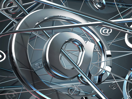 不會(huì)戀愛(ài)　只會(huì)&ldquo;網(wǎng)戀&rdquo;