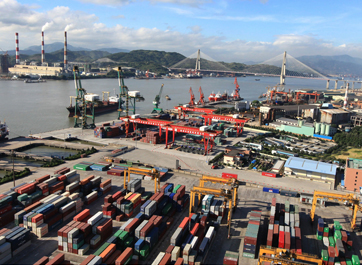 外貿(mào)堅(jiān)持&ldquo;轉(zhuǎn)方式、調(diào)結(jié)構(gòu)&rdquo;