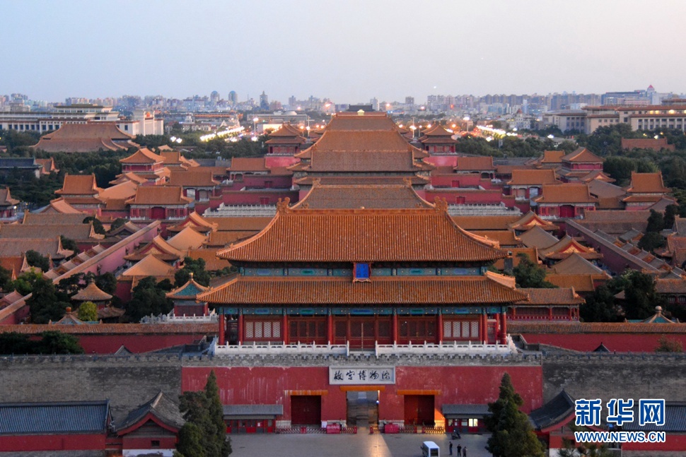 中秋節(jié)醉美景山上