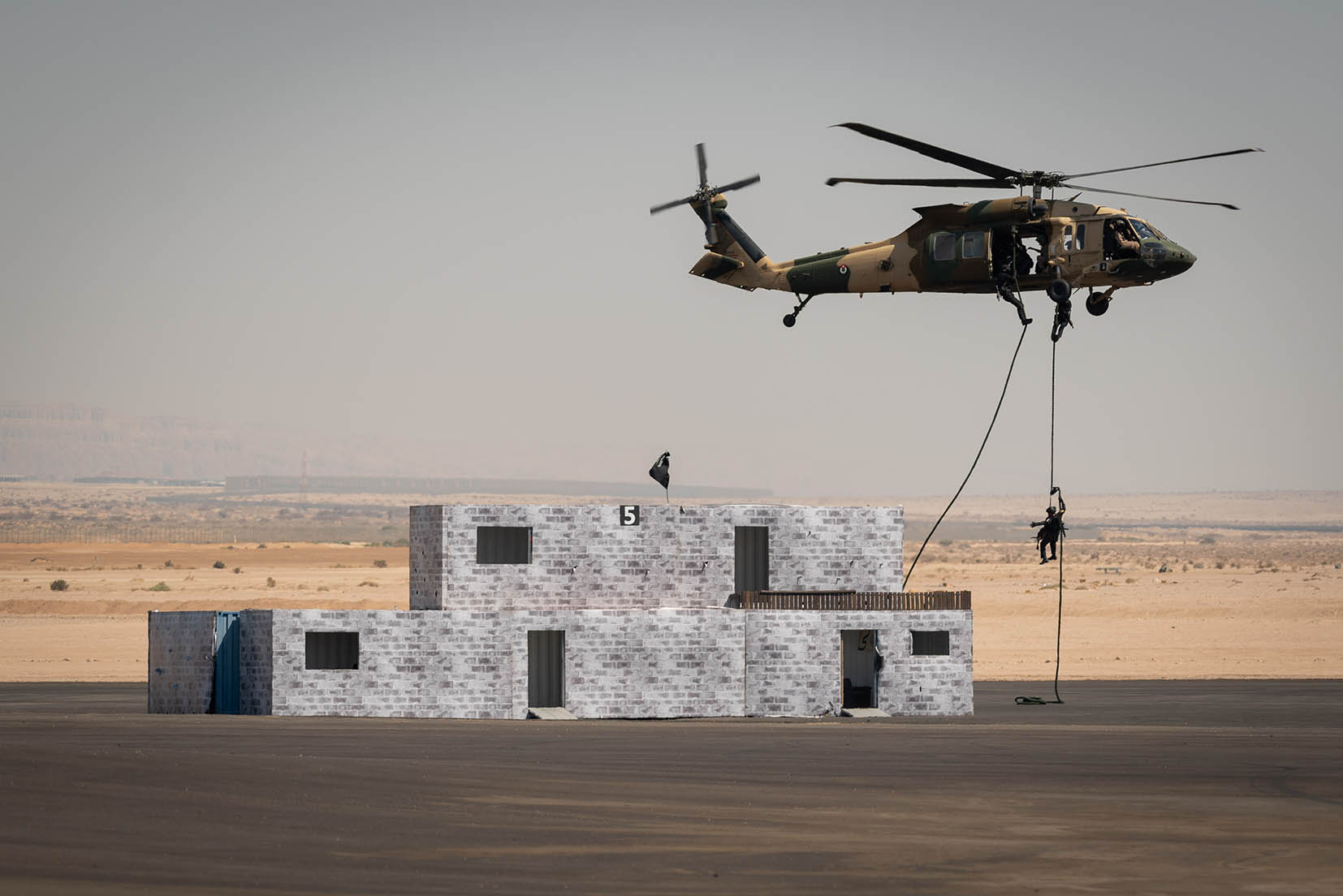 特種作戰(zhàn)以“智”取勝