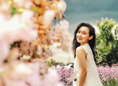 快來(lái)凌源百合節(jié)，get同款美照！