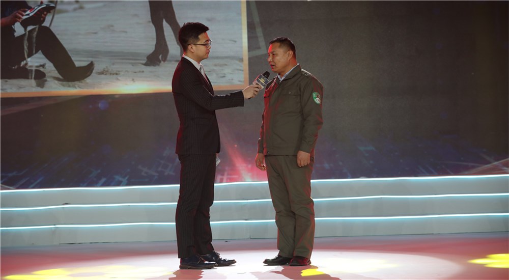 第二位年度感動人物艾力&middot;尼亞孜分享心路歷程