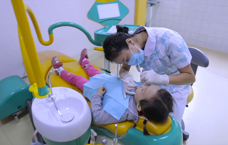 致敬偉大改革｜對話40年，講述身邊的健康故事（第十五集）&mdash;&mdash;守護(hù)孩子，就是守護(hù)希望