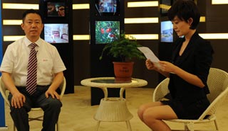 紅豆集團(tuán)黨委書記周海江:轉(zhuǎn)型升級關(guān)鍵要突破瓶頸