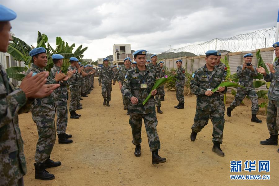 （國(guó)際）（1）中國(guó)駐南蘇丹維和步兵營(yíng)受傷戰(zhàn)士姚道祥、吳樂重返戰(zhàn)位