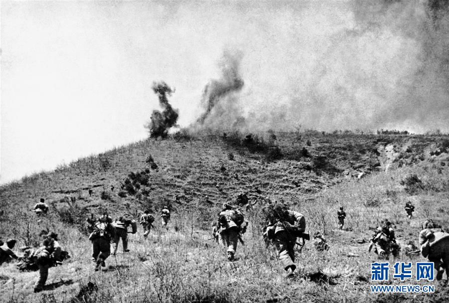 （圖文互動）（1）為了&ldquo;中國號&rdquo;巨輪揚帆遠航&mdash;&mdash;中國共產黨領導下的人民軍隊忠于祖國、服務人民啟示錄