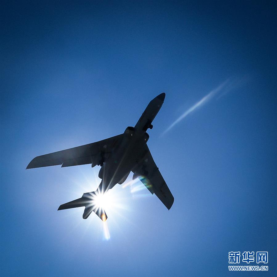 （圖文互動）（3）掠海巡天鑄鐵拳&mdash;&mdash;空軍&ldquo;模范轟炸機(jī)大隊&rdquo;履行新時代使命任務(wù)記事