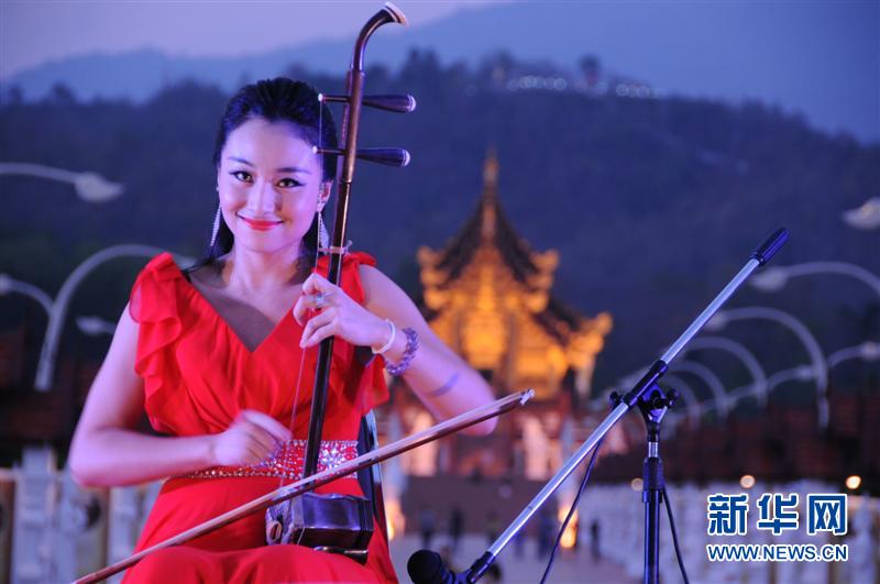 &ldquo;四海同春&rdquo;演出在泰國(guó)清邁世博園舉行[組圖]