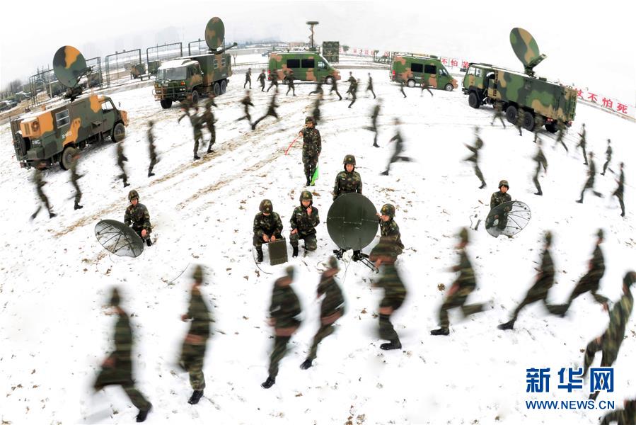 （新華全媒頭條&middot;圖文互動(dòng)）（9）備戰(zhàn)踏上新起點(diǎn)，練兵展現(xiàn)新氣象&mdash;&mdash;2018中國軍隊(duì)新年開訓(xùn)全景大掃描