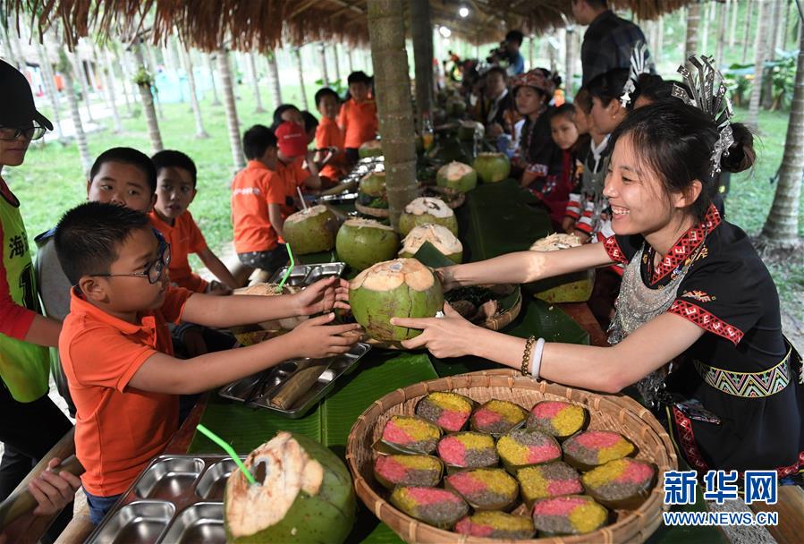 （社會）（4）海南貧困黎鄉(xiāng)&mdash;&mdash;小妹村：旅游扶貧將綠水青山打造成金山銀山