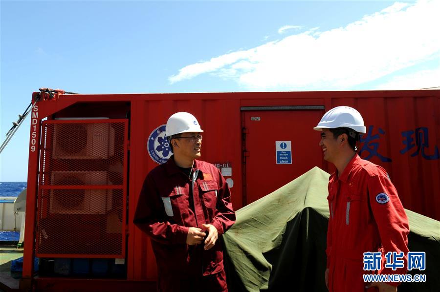 （圖文互動(dòng)）（1）專訪：海山如此多嬌，然而我們研究太少！&mdash;&mdash;訪&ldquo;科學(xué)&rdquo;號(hào)麥哲倫海山科考航次首席科學(xué)家徐奎棟