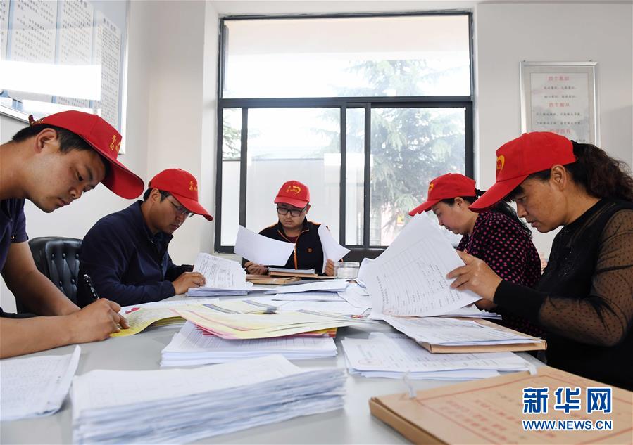 （社會）（4）云南尋甸：脫貧攻堅(jiān)中的&ldquo;小紅帽&rdquo;幫扶隊(duì)