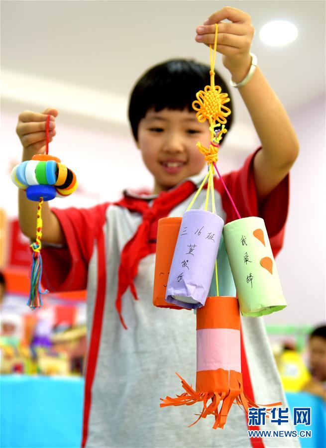 （社會(huì)）（1）河北衡水：&ldquo;變廢為寶&rdquo;顯創(chuàng)意