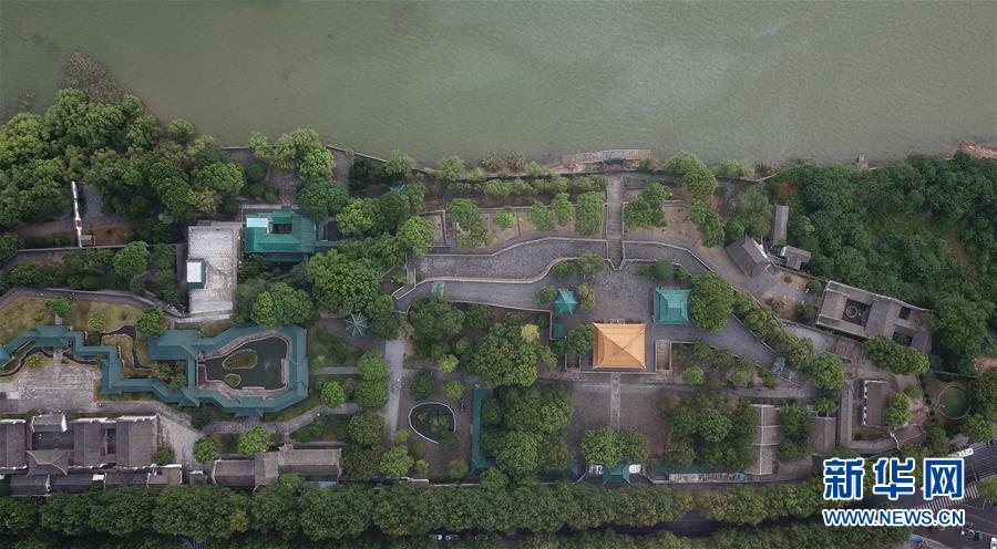 （大江奔流&mdash;&mdash;來(lái)自長(zhǎng)江經(jīng)濟(jì)帶的報(bào)道&middot;圖文互動(dòng)）（11）登岳陽(yáng)樓，又見(jiàn)&ldquo;浩浩湯湯&rdquo;