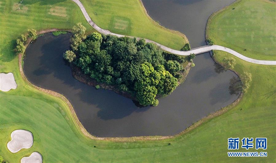 （大江奔流&mdash;&mdash;來(lái)自長(zhǎng)江經(jīng)濟(jì)帶的報(bào)道&middot;新華全媒頭條&middot;圖文互動(dòng)）（2）打造經(jīng)濟(jì)高質(zhì)量發(fā)展的強(qiáng)勁引擎&mdash;&mdash;深入推動(dòng)長(zhǎng)江經(jīng)濟(jì)帶發(fā)展述評(píng)