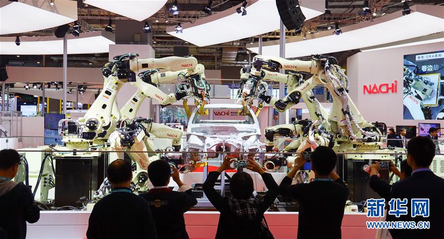 （新華全媒頭條&middot;聚焦進(jìn)口博覽會(huì)&middot;圖文互動(dòng)）（2）匯聚世界經(jīng)濟(jì)前行的浩蕩潮流&mdash;&mdash;從首屆中國國際進(jìn)口博覽會(huì)看全球合作發(fā)展新趨勢(shì)