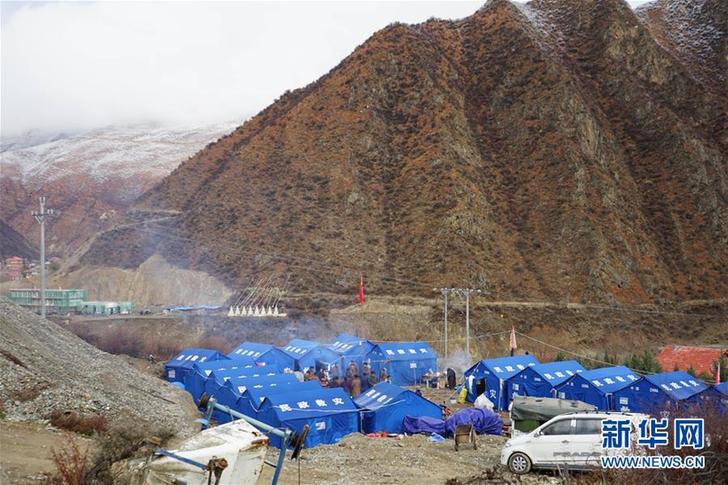 （圖文互動(dòng)）（1）日子繼續(xù)好好過(guò)&mdash;&mdash;探訪金沙江堰塞湖四川安置點(diǎn)