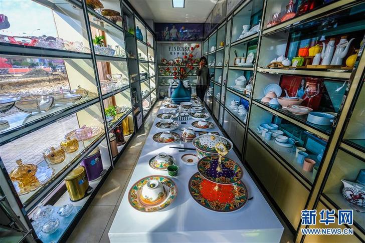 （慶祝改革開放40周年基層行&middot;鄉(xiāng)鎮(zhèn)篇&middot;圖文互動）（3）&ldquo;中國第一座農(nóng)民城&rdquo;溫州龍港正向現(xiàn)代化新生城市跨越