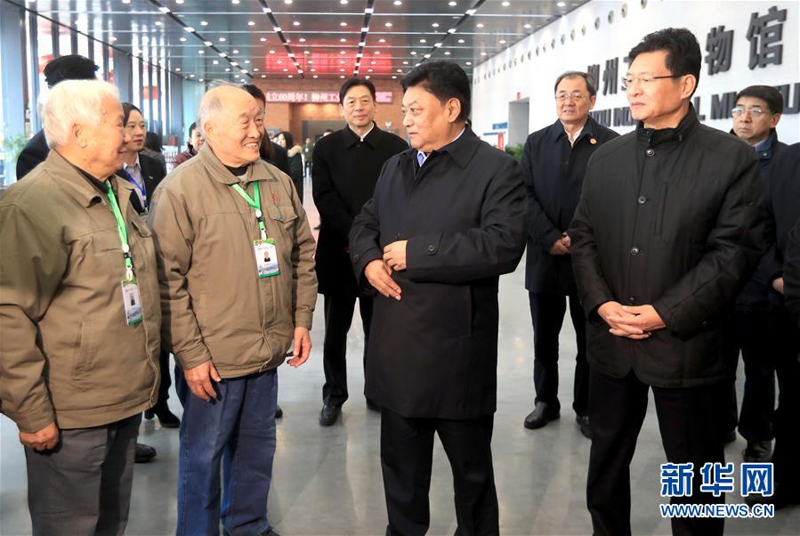 (時(shí)政)白瑪赤林率中央代表團(tuán)四分團(tuán)在柳州看望慰問各族各界干部群眾