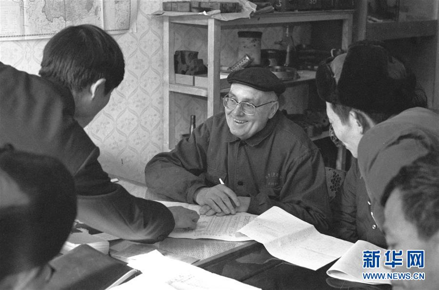 （圖文互動(dòng)）（2）為發(fā)展和進(jìn)步，與中國(guó)攜手同行&mdash;&mdash;中國(guó)改革友誼獎(jiǎng)?wù)芦@得者群像 