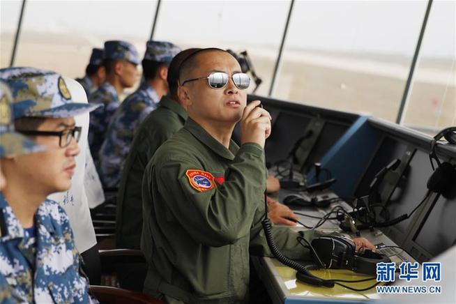 （改革先鋒風(fēng)采&middot;圖文互動(dòng)）（1）戴明盟：航母戰(zhàn)斗機(jī)英雄試飛員