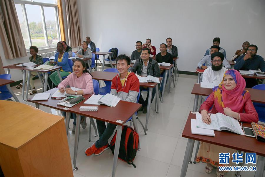 （奮進(jìn)新時(shí)代&middot;迎接兩會(huì)）（9）開(kāi)放發(fā)展&mdash;&mdash;推動(dòng)形成全面開(kāi)放新格局