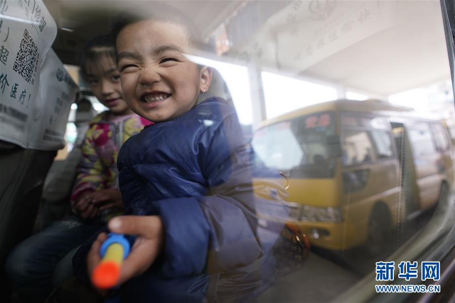 （聚焦歷史性成就和變革&middot;特稿&middot;圖文互動）（8）經(jīng)濟(jì)躍上新臺階　發(fā)展站上新起點&mdash;&mdash;我國五年來經(jīng)濟(jì)社會發(fā)展成就巡禮