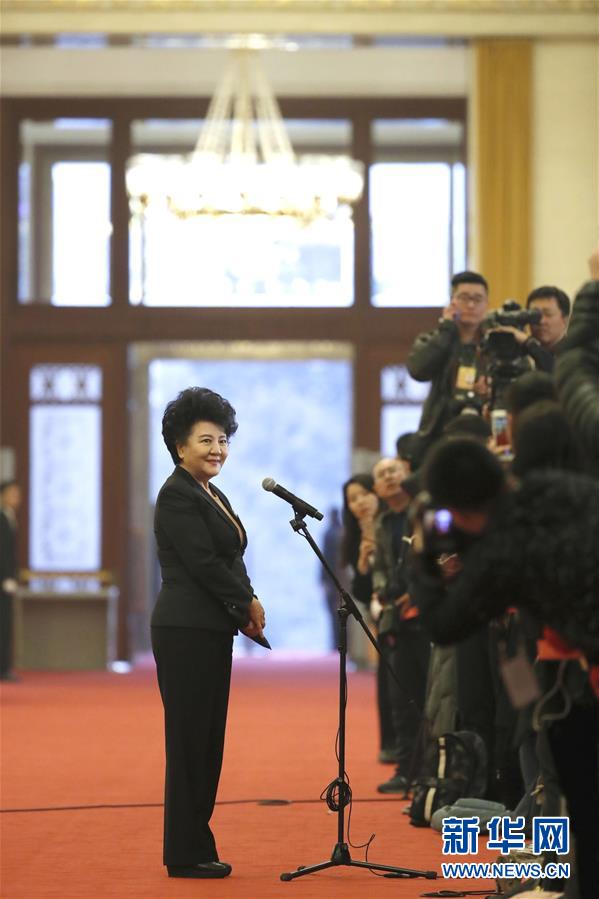 （兩會(huì)&middot;政協(xié)開幕）（2）采訪部長