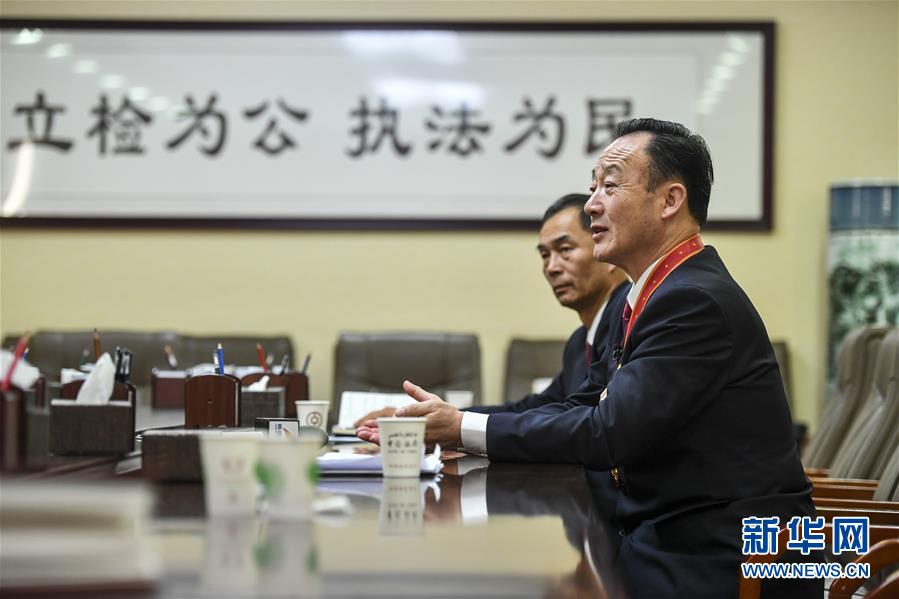 （改革先鋒風(fēng)采&middot;圖文互動(dòng)）（3）張飚：維護(hù)社會(huì)公平正義的模范檢察官