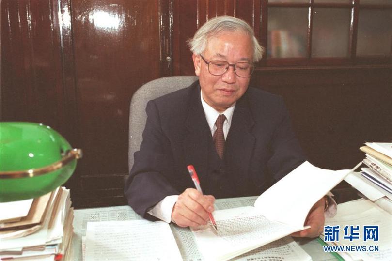 （改革先鋒風采&middot;圖文互動）（1）胡福明：天下興亡匹夫有責 