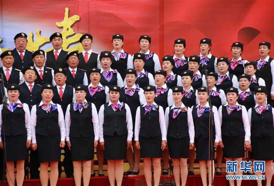 （在習(xí)近平新時(shí)代中國(guó)特色社會(huì)主義思想指引下&mdash;&mdash;新時(shí)代新作為新篇章&middot;圖文互動(dòng)）（3）歡樂的&ldquo;精氣神兒&rdquo;從哪來？&mdash;&mdash;&ldquo;東北小延安&rdquo;用&ldquo;文化密鑰&rdquo;解鎖基層治理