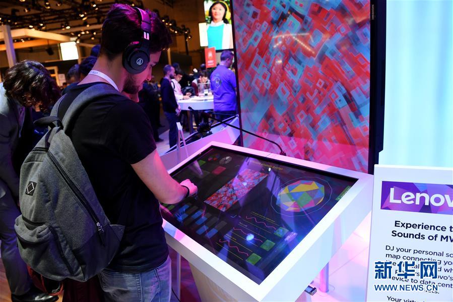 （新華全媒頭條&middot;迎接兩會(huì)&middot;經(jīng)濟(jì)特稿&middot;圖文互動(dòng)）（3）堅(jiān)定信心 搶抓機(jī)遇勇爭(zhēng)先&mdash;&mdash;迎接全國(guó)兩會(huì)中國(guó)經(jīng)濟(jì)系列述評(píng)之一