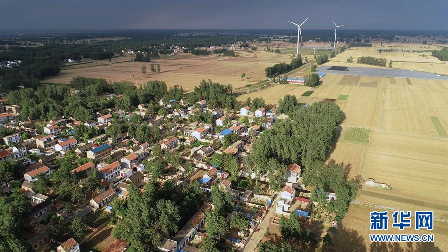 （新華全媒頭條&middot;迎接兩會特別報道&middot;圖文互動）（8）奮進(jìn)，向著第一個百年奮斗目標(biāo)&mdash;&mdash;寫在2019年全國兩會召開之際