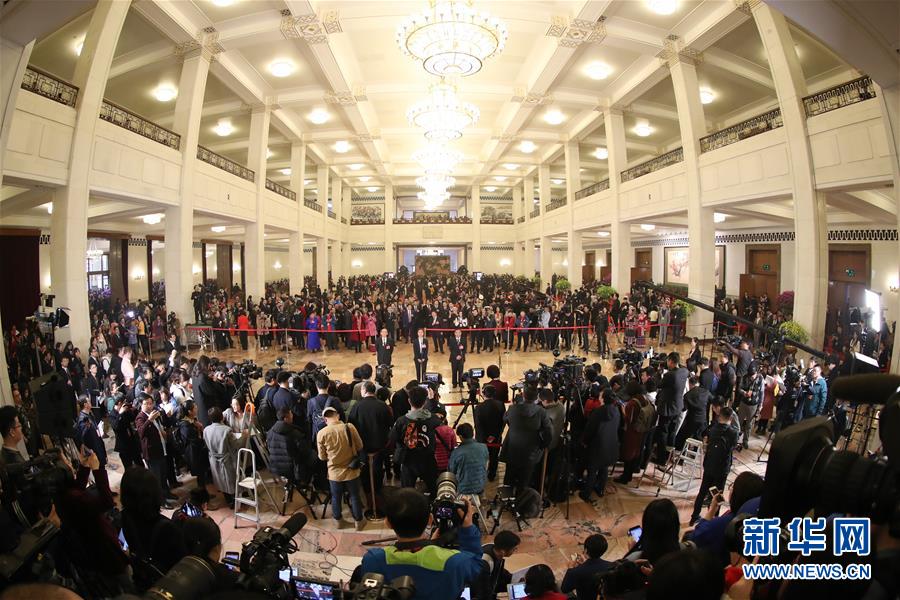 （新華全媒頭條&middot;兩會(huì)特別報(bào)道&middot;圖文互動(dòng)）（1）中國發(fā)展的明天一定更美好&mdash;&mdash;從全國兩會(huì)看奮進(jìn)中國的發(fā)展信心