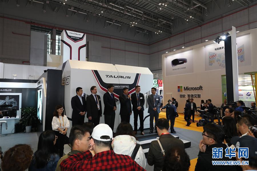 （新華全媒頭條&middot;兩會特別報道&middot;圖文互動）（2）凝聚不懈奮斗的磅礴力量&mdash;&mdash;從全國兩會看奮進(jìn)中國的奮斗姿態(tài)