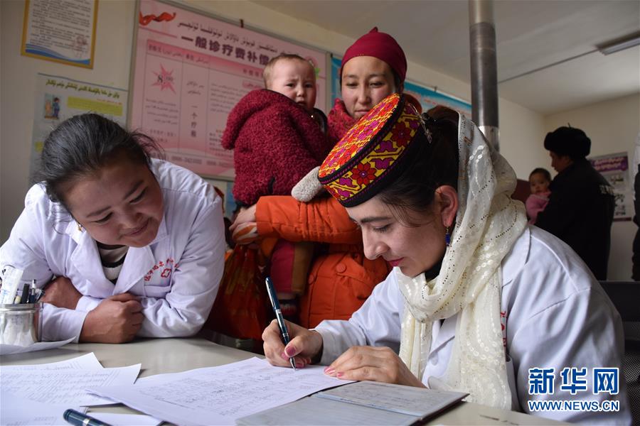 （脫貧攻堅(jiān)&middot;圖文互動(dòng)）（2）走進(jìn)&ldquo;瓦罕走廊第一村&rdquo;，看帕米爾高原脫貧攻堅(jiān)