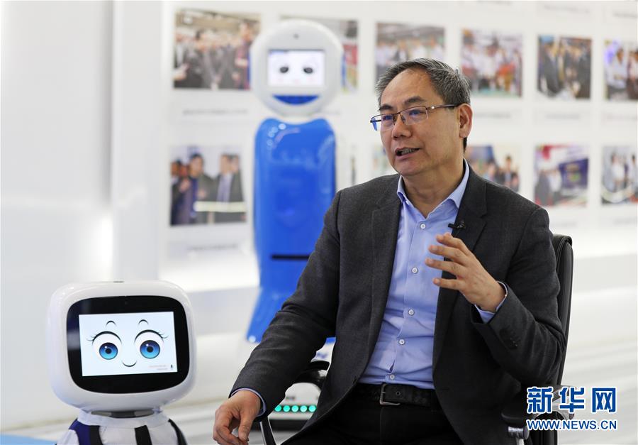 （愛國情 奮斗者&middot;圖文互動）（2）青春，就是用來奮斗的&mdash;&mdash;記沈陽新松機(jī)器人自動化股份有限公司創(chuàng)始人兼總裁曲道奎