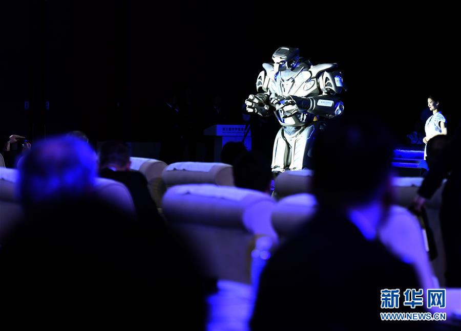 （新華全媒頭條&middot;圖文互動）（1）擁抱智能新時代：世界智能大會釋放了哪些新信號？