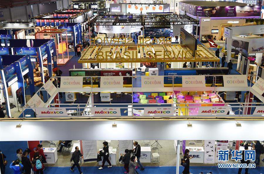 （新華全媒頭條&middot;圖文互動(dòng)）（3）屹然砥柱立中流&mdash;&mdash;&ldquo;今日之中國&rdquo;系列述評(píng)之二