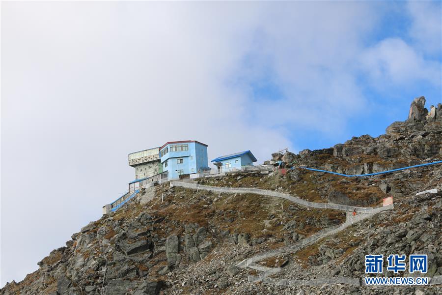 (壯麗70年·奮斗新時(shí)代·圖文互動(dòng))(4)書(shū)寫在云端上的忠誠(chéng)——卓拉哨所官兵衛(wèi)國(guó)戍邊記事