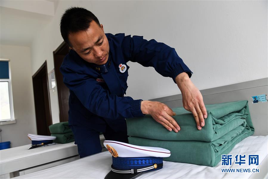 (壯麗70年·奮斗新時代·圖文互動)(16)林海孤島唱響冰與火之歌——記內(nèi)蒙古森林消防總隊大興安嶺支隊奇乾中隊