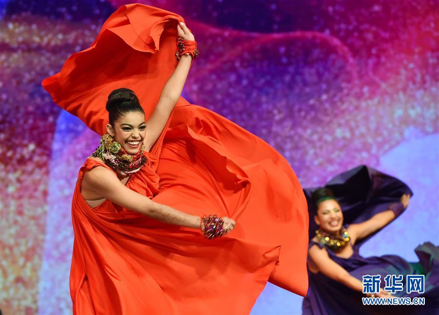 （新華全媒頭條&middot;圖文互動(dòng)）（11）舵穩(wěn)當(dāng)奮楫 風(fēng)勁好揚(yáng)帆&mdash;&mdash;寫在習(xí)近平主席提出中拉命運(yùn)共同體理念五周年之際