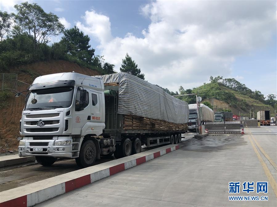 (壯麗70年·奮斗新時(shí)代·圖文互動(dòng))從雷場禁區(qū)到開放前沿——廣西沿邊對(duì)外開放之路越走越寬